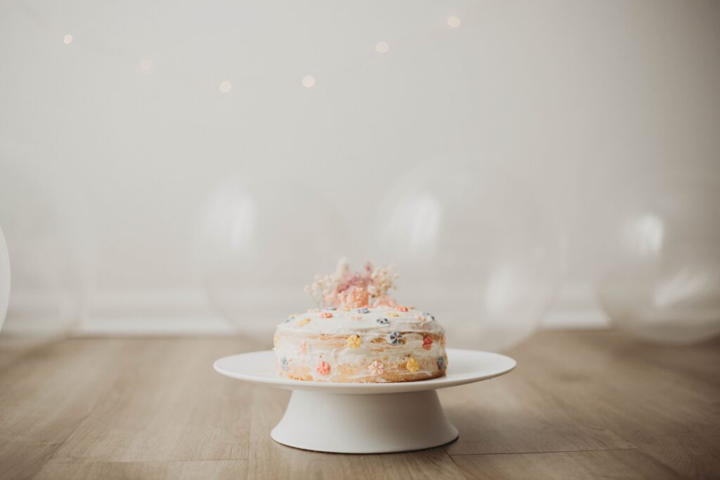 Gold Coast QLD Newborn Photography | Why do a Cake Smash?