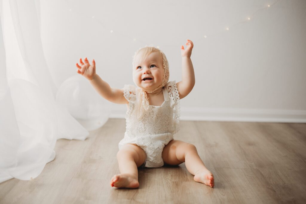 Gold Coast QLD Newborn Photography | Teodora’s Cake Smash Album