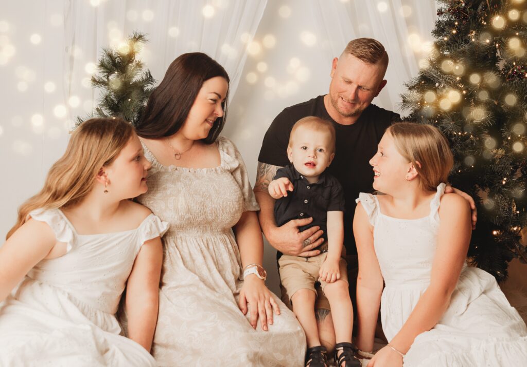 Christmas mini sessions photography Robina qld 